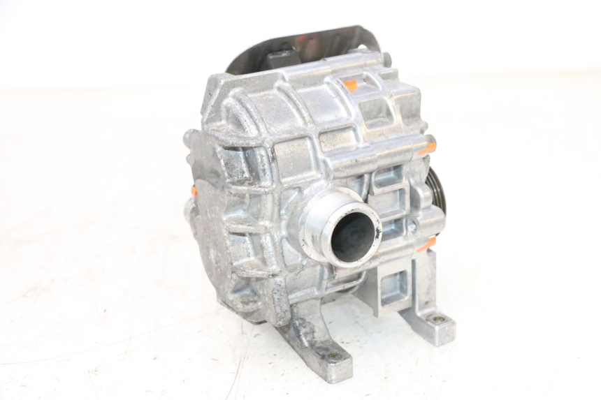 photo de COMPRESSOR PEUGEOT SATELIS COMPRESSOR K15 125 (2006 - 2009) - Bevestigingspunten
