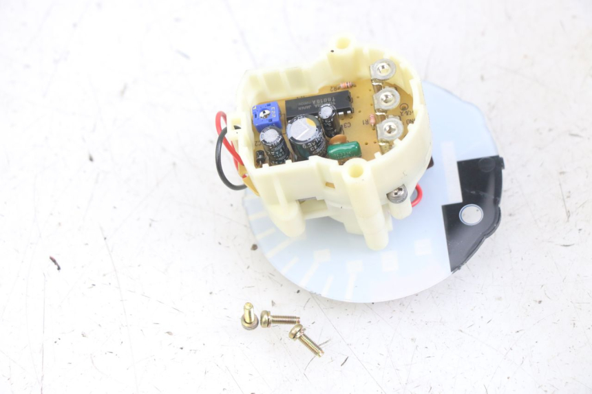 photo de TOERENTELLER YAMAHA XJN DIVERSION 600 (2000 - 2003) - Detail van het onderdeel