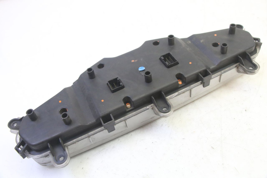 photo de TELLERSTAND QUADRO 4 4D 350 (2015 - 2018) - Kenmerkende details