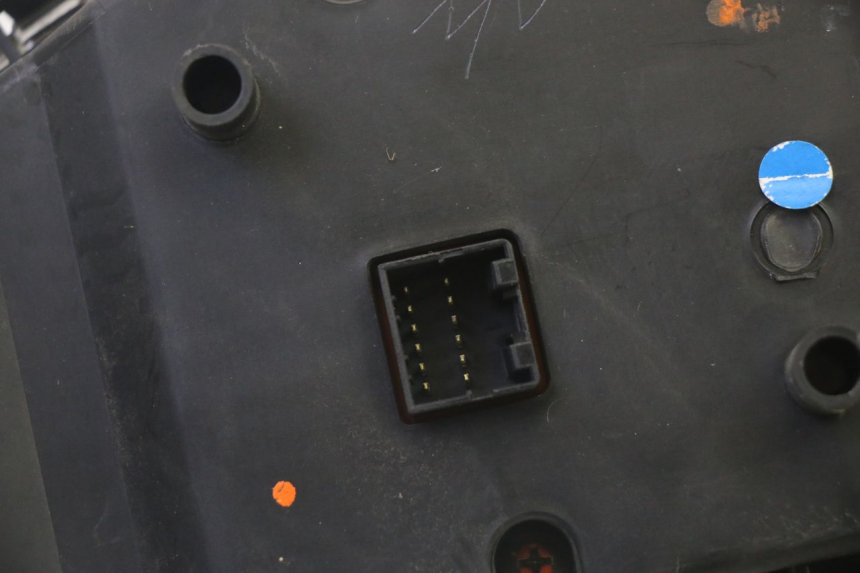 photo de TELLERSTAND QUADRO 4 4D 350 (2015 - 2018) - Markeringen en referenties