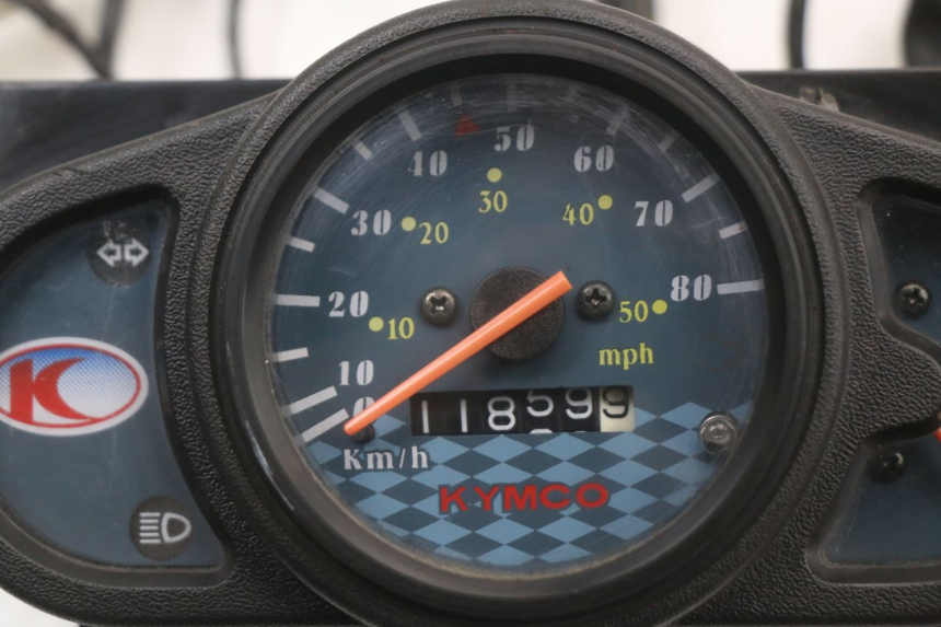 photo de TELLERSTAND KYMCO AGILITY 4T 50 (2018 - 2022) - Andere kijkhoek