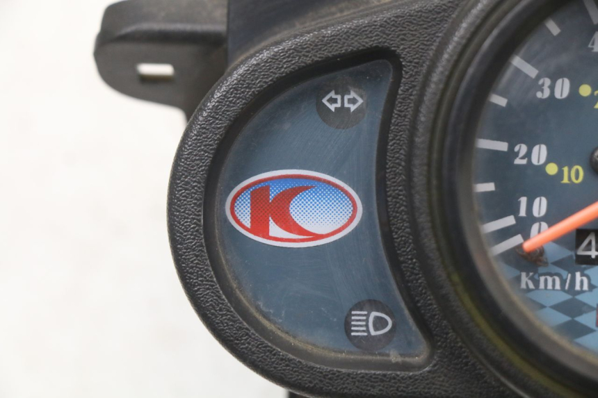 photo de TELLERSTAND KYMCO AGILITY 4T 50 (2018 - 2022) - Zoom op gebruiksstaat