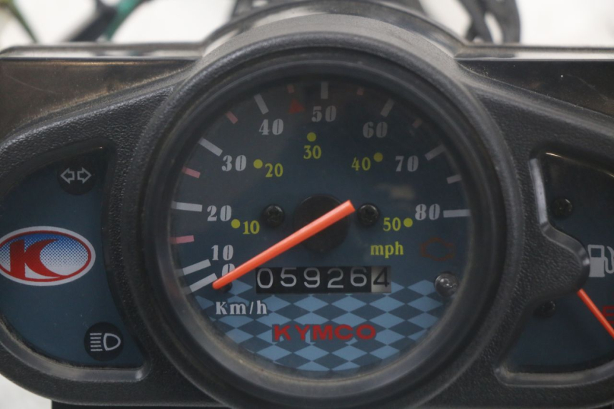 photo de TELLERSTAND KYMCO AGILITY 4T 50 (2018 - 2022) - Andere kijkhoek