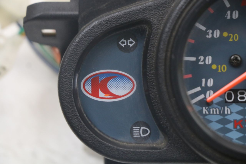 photo de TELLERSTAND KYMCO AGILITY 4T 50 (2018 - 2022) - Zoom op gebruiksstaat