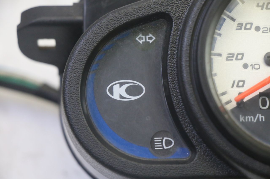 photo de TELLERSTAND KYMCO AGILITY 4T 50 (2018 - 2022) - Zoom op gebruiksstaat