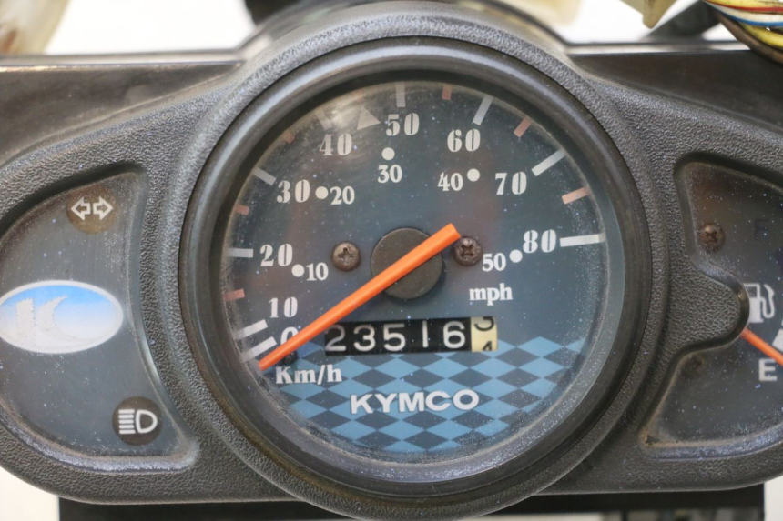 photo de TELLERSTAND KYMCO AGILITY 4T 50 (2005 - 2018) - Kenmerkende details