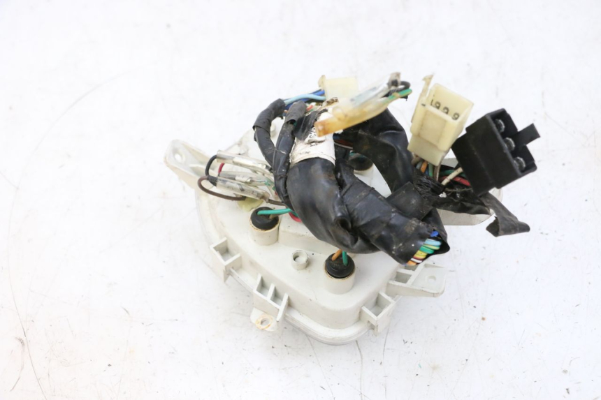 photo de TELLERSTAND KYMCO AGILITY CITY 4T 50 (2008 - 2016) - Bevestigingspunten