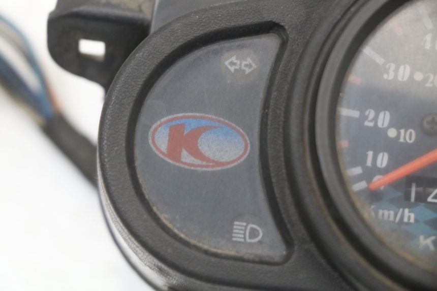 photo de TELLERSTAND KYMCO AGILITY FR 2T 50 (2012 - 2017) - Zoom op gebruiksstaat