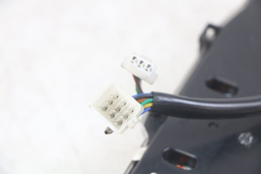 photo de TELLERSTAND NECO ALEXONE 125 (2017 - 2024) - Zoom op gebruiksstaat