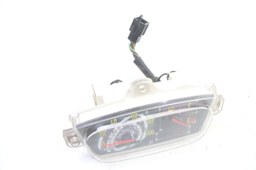 photo de TELLERSTAND MBK BOOSTER NEXT GENERATION 50 (1995 - 1998) - Andere kijkhoek