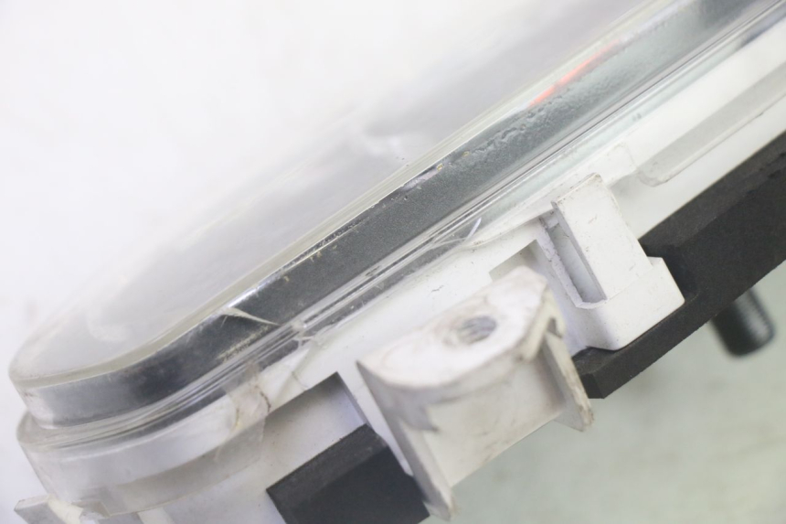 photo de TELLERSTAND SUZUKI BURGMAN 125 (2007 - 2014) - Bevestigingspunten