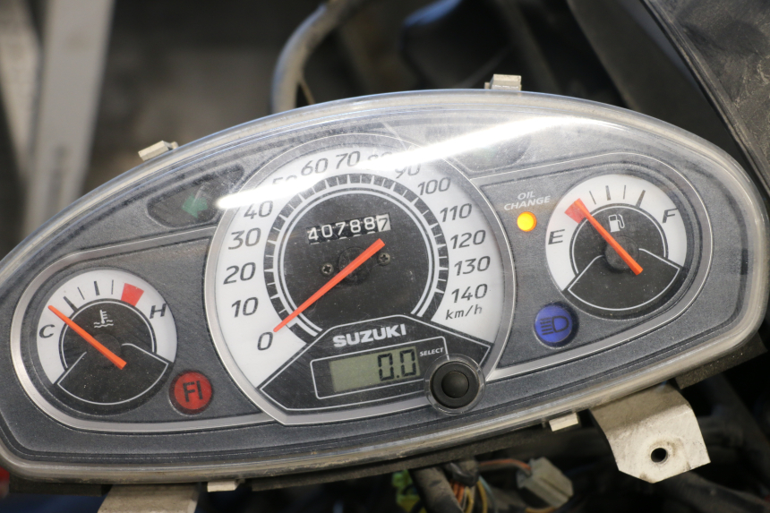 photo de TELLERSTAND SUZUKI BURGMAN 125 (2007 - 2014) - Zoom op gebruiksstaat