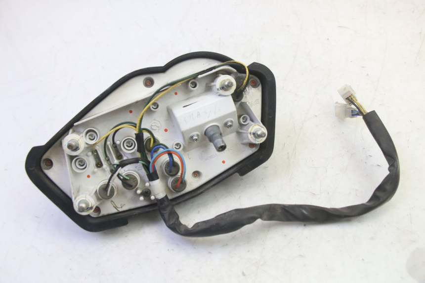 photo de TELLERSTAND HONDA CBF 125 (2009 - 2015) - Bevestigingspunten
