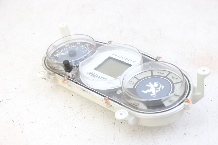 photo de TELLERSTAND PEUGEOT CITYSTAR 50 (2013 - 2017) - Andere kijkhoek