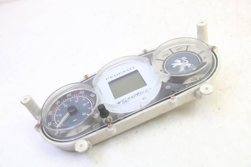 photo de TELLERSTAND PEUGEOT CITYSTAR 50 (2013 - 2017) - Bevestigingspunten