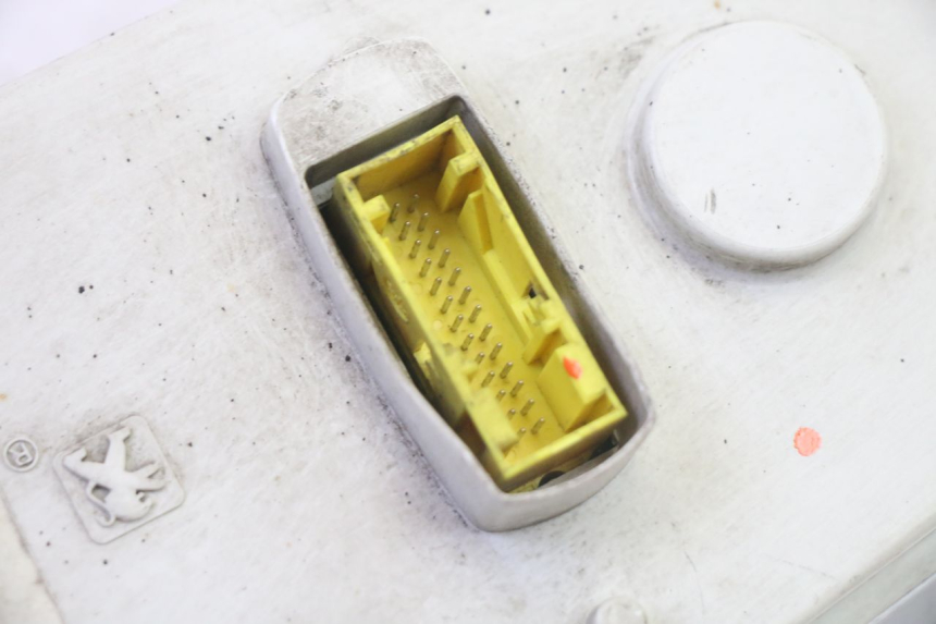 photo de TELLERSTAND PEUGEOT CITYSTAR 50 (2013 - 2017) - Markeringen en referenties