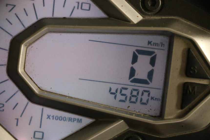 photo de TELLERSTAND SYM CROX 4T 50 (2016 - 2023) - Bevestigingspunten