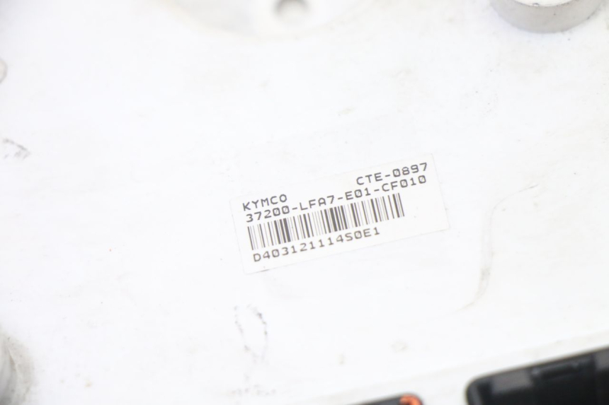 photo de TELLERSTAND KYMCO DINK STREET 125 (2009 - 2014) - Kenmerkende details