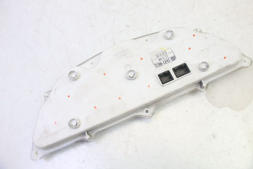 photo de TELLERSTAND KYMCO DINK STREET 125 (2009 - 2014) - Staat van het oppervlak