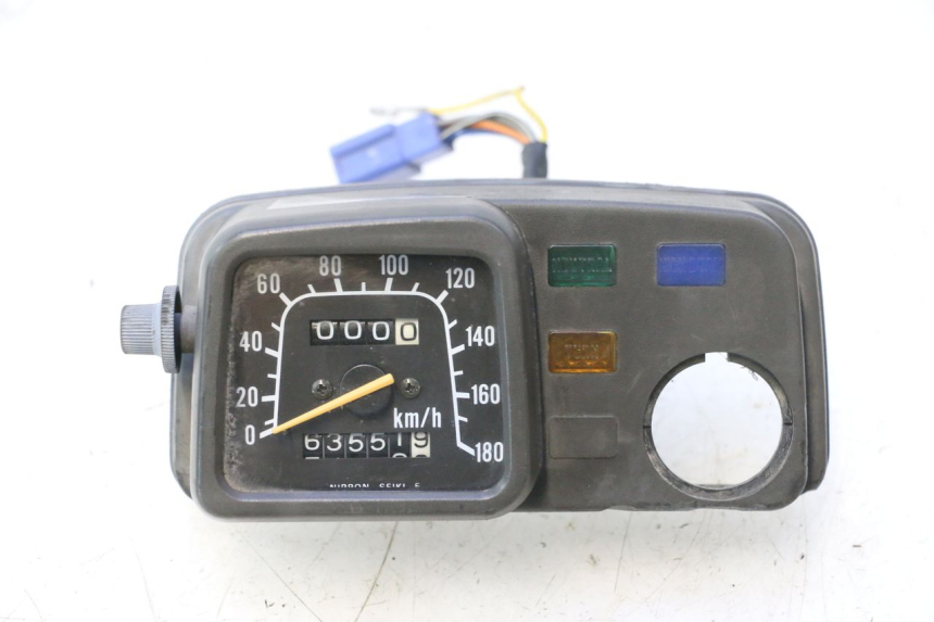 photo de TELWERK SUZUKI DR S 600 (1985 - 1989) - Hoofdaanzicht