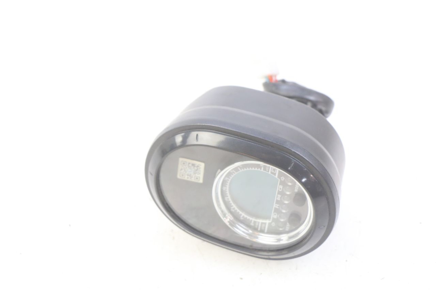 photo de TELLERSTAND EFUN E2GO 1 (2017 - 2021) - Bevestigingspunten