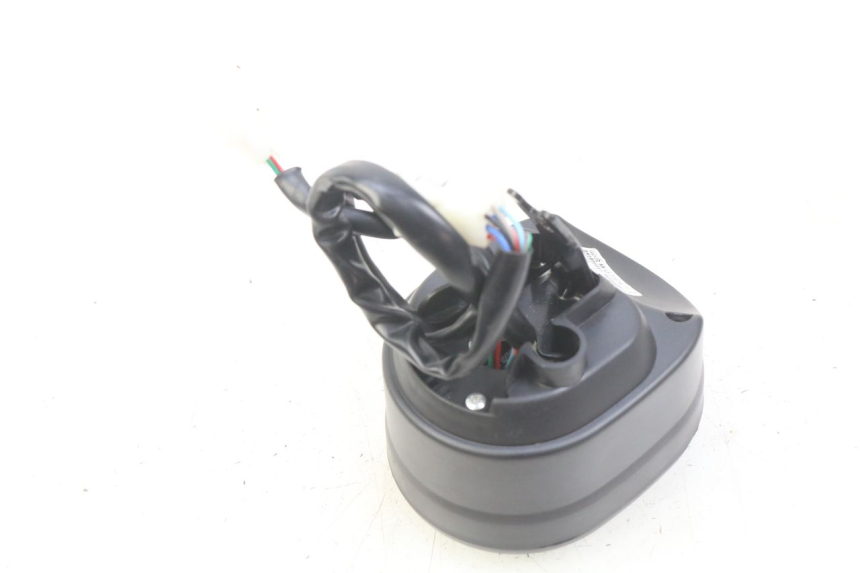 photo de TELLERSTAND EFUN E2GO 1 (2017 - 2021) - Bevestigingspunten