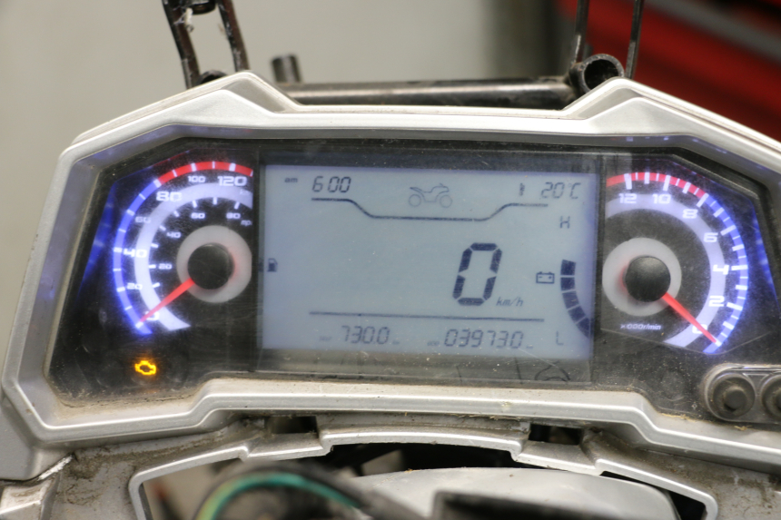 photo de TELLERSTANDMETER LONGJIA EASY MAX 125 (2020 - 2024) - Zoom op gebruiksstaat