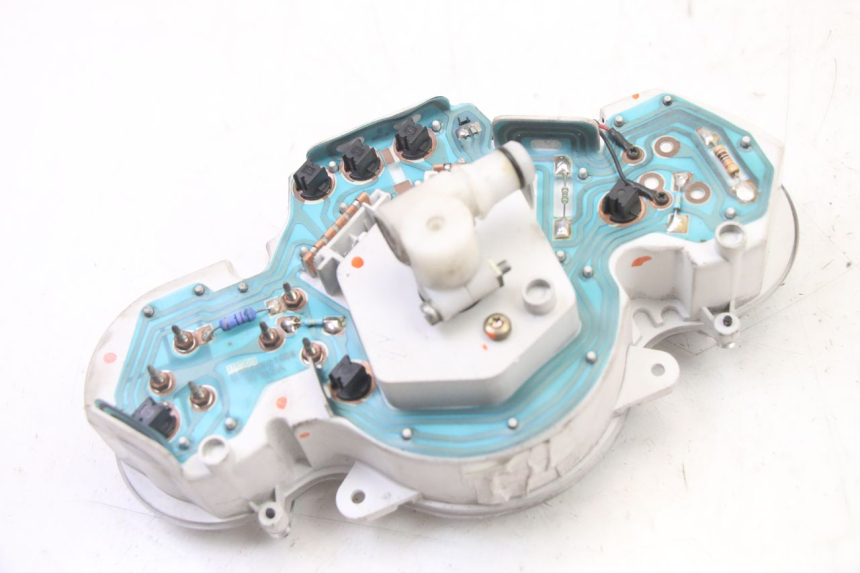 photo de TELLERSTAND PEUGEOT ELYSEO 125 (1999 - 2004) - Staat van het oppervlak