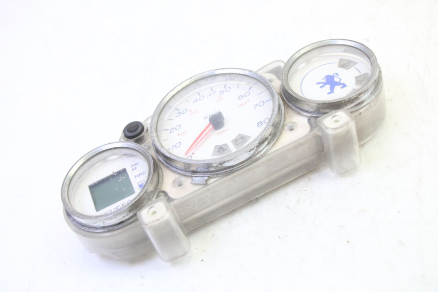 photo de TELLERSTAND PEUGEOT ELYSTAR 50 (2002 - 2014) - Bevestigingspunten