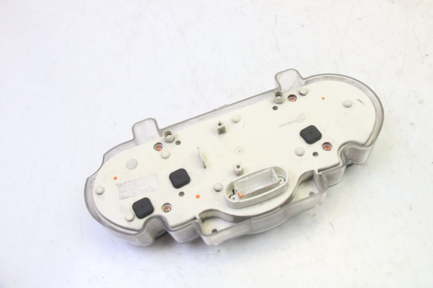 photo de TELLERSTAND PEUGEOT ELYSTAR 50 (2002 - 2014) - Markeringen en referenties