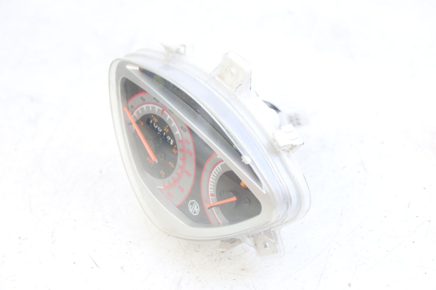 photo de TELLERSTAND JM MOTORS EVOLIS 4T 50 (2018 - 2022) - Zoom op gebruiksstaat