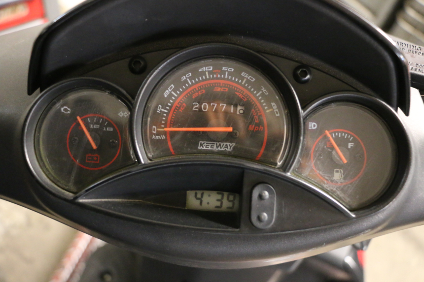 photo de TELLER KEEWAY F-ACT FACT EVO 50 (2020 - 2026) - Zoom op gebruiksstaat