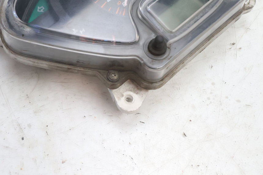 photo de TELLERSTAND HONDA FES PANTHEON 125 (2003 - 2007) - Overzicht