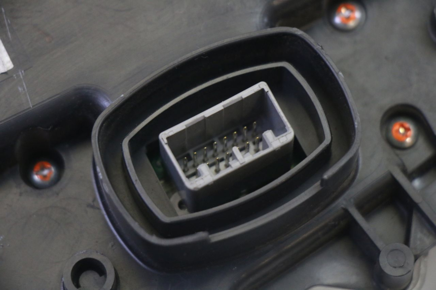 photo de TELLERSTAND HONDA FES S-WING SWING ABS 125 (2007 - 2015) - Zoom op componenten