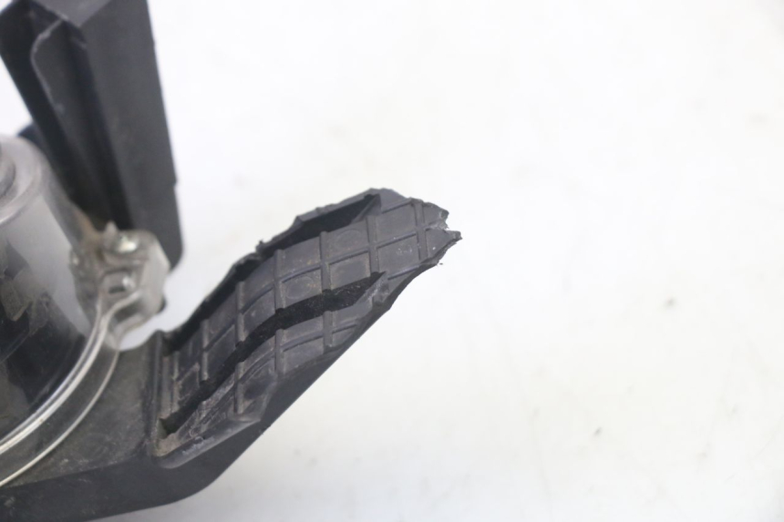 photo de TELLERSTAND HONDA FES S-WING SWING ABS 125 (2007 - 2015) - Bevestigingspunten