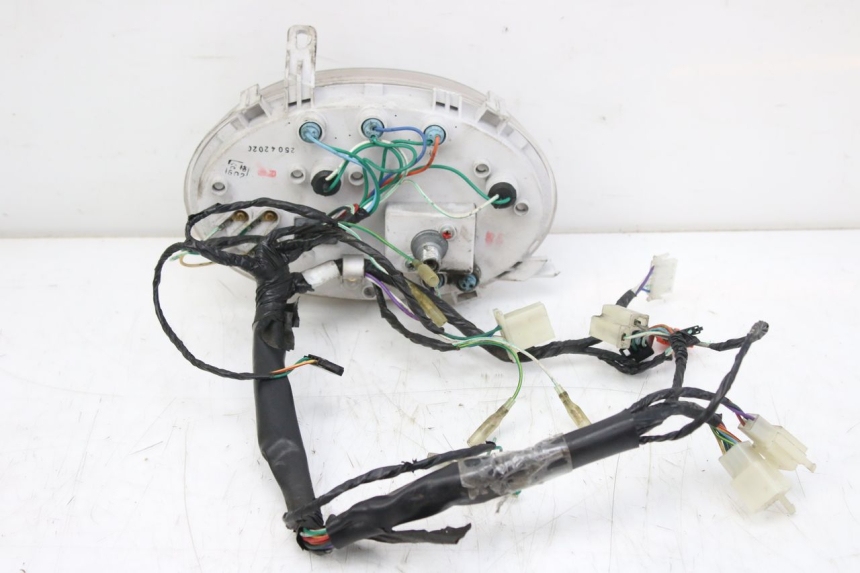 photo de TELLERSTANDMETER SYM FIDDLE 3 III 125 (2014 - 2020) - Bevestigingspunten