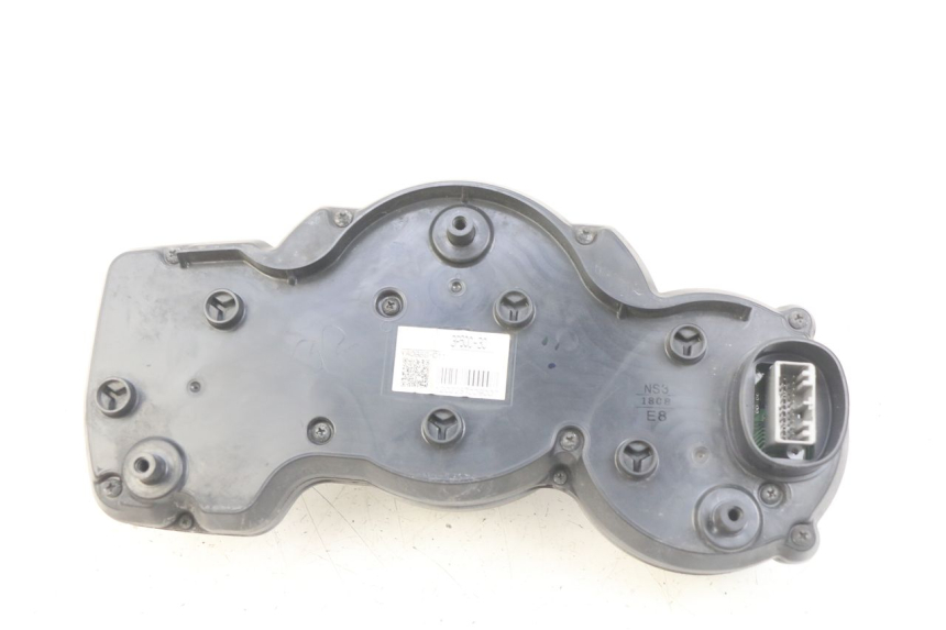 photo de TELLERSTAND YAMAHA FJR ABS 1300 (2006 - 2012) - Andere kijkhoek