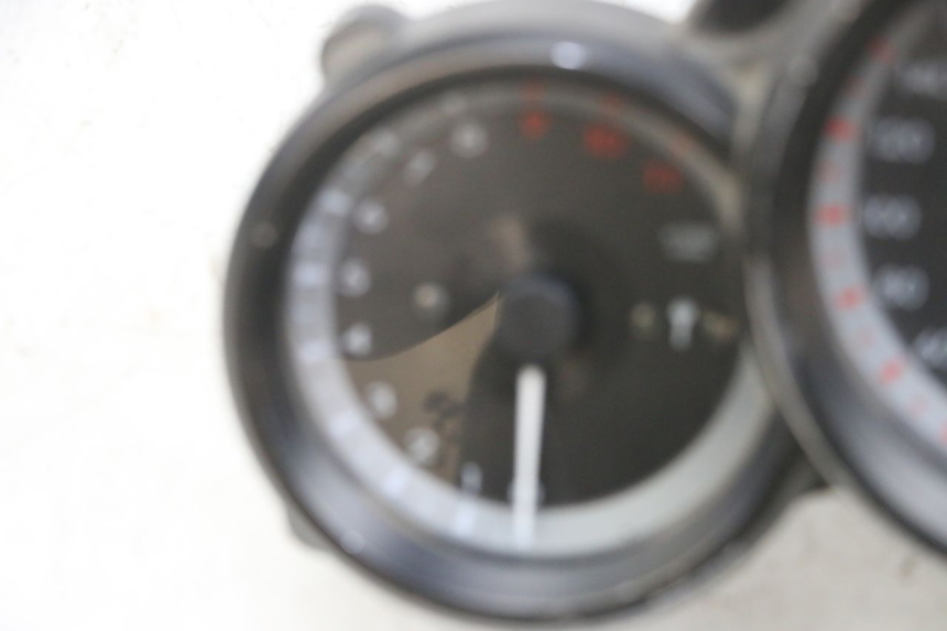 photo de TELLERSTAND YAMAHA FJR ABS 1300 (2006 - 2012) - Gecontroleerd onderdeel