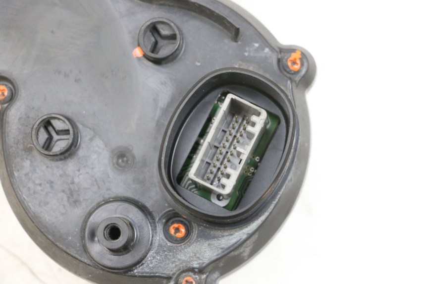 photo de TELLERSTAND YAMAHA FJR ABS 1300 (2006 - 2012) - Markeringen en referenties