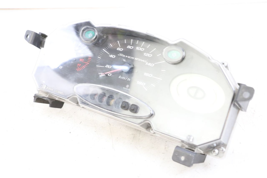 photo de TELLERSTANDMETER HONDA FJS SILVER WING SILVERWING 400 (2005 - 2008) - Andere kijkhoek