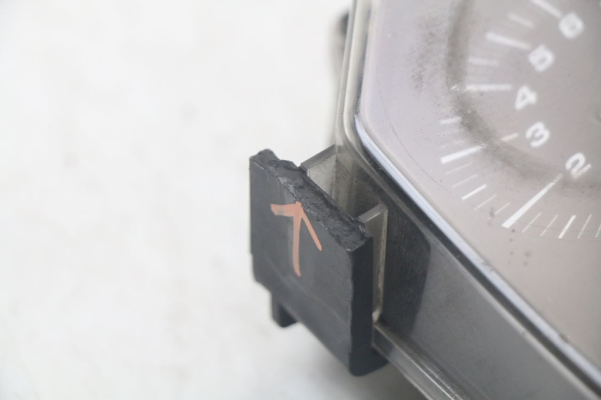 photo de TELLERSTAND HONDA FJS SILVERWING SILVER WING 600 (2001 - 2010) - Bevestigingspunten