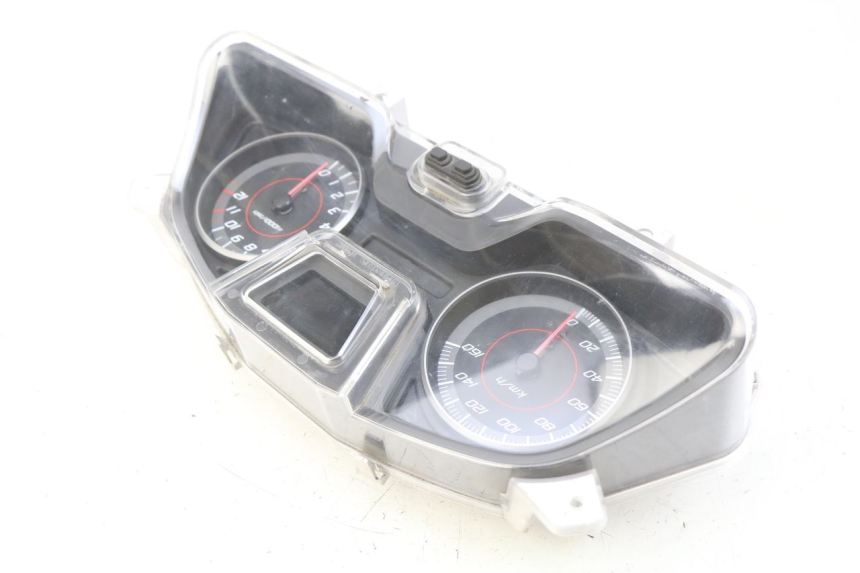 photo de TELLERSTANDMETER HONDA FORZA 125 (2015 - 2016) - Andere kijkhoek