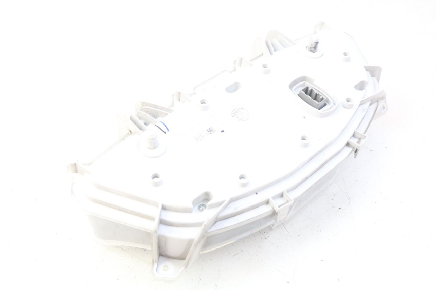 photo de TELLERSTANDMETER HONDA FORZA 125 (2015 - 2016) - Bevestigingspunten