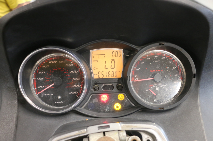 photo de TELLERSTAND GILERA GP 800 (2007 - 2013) - Detail van het onderdeel