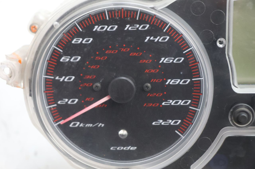 photo de TELLERSTAND GILERA GP 800 (2007 - 2013) - Zoom op gebruiksstaat