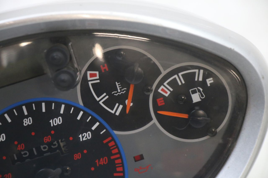 photo de TELLERSTAND KYMCO GRAND DINK 125 (2008 - 2014) - Technische close-up