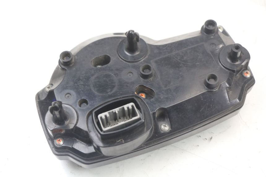 photo de TELLERSTAND SUZUKI GSR 750 (2011 - 2017) - Gecontroleerd onderdeel
