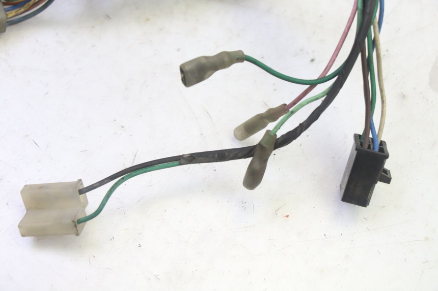 photo de TELLERSTAND DAELIM HISTORY 125 (2001 - 2002) - Kenmerkende details