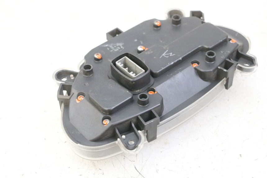 photo de TELLERSTAND PIAGGIO IE MP3 YOURBAN 300 (2011 - 2016) - Zoom op gebruiksstaat