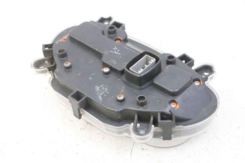 photo de TELLERSTAND PIAGGIO IE MP3 YOURBAN 300 (2011 - 2016) - Andere kijkhoek